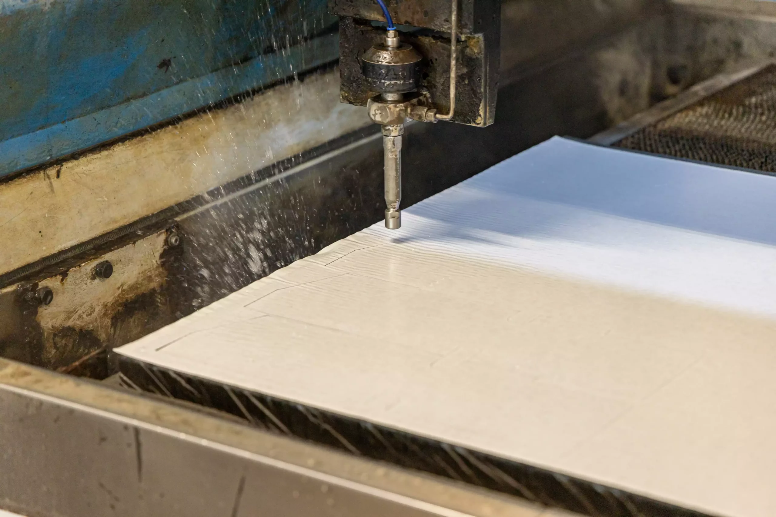 Isoform - 2D - Waterjet cutting